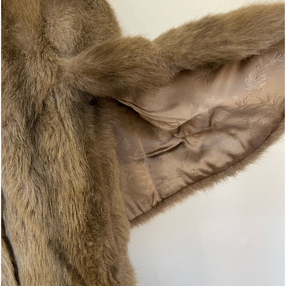Vintage The Fashion Place by Sears Genuine Fur 100% Fur Pelt Jacket Shawl - Picture 10 of 14